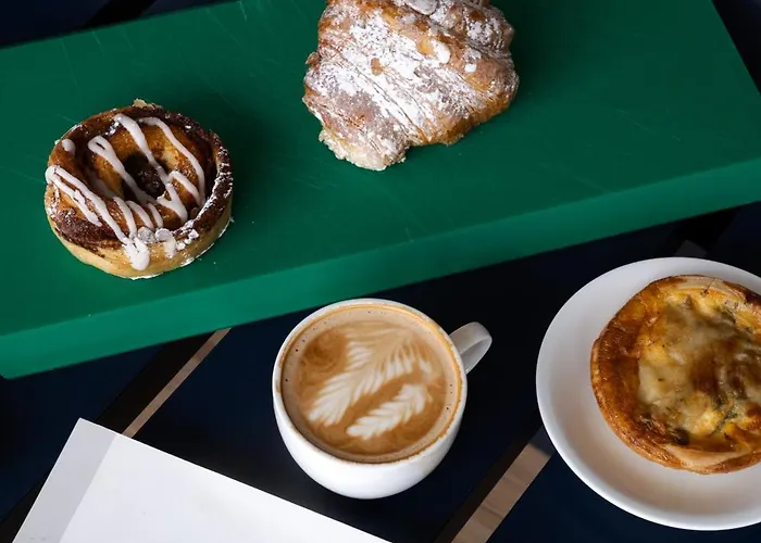 South By Daniel&jacob's 4*